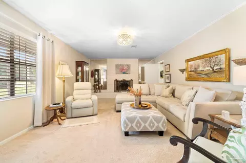 4647 Shadow Oak Dr, Pace, FL 32571 photo 7