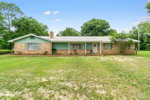 4647 Shadow Oak Dr, Pace, FL 32571 photo 2