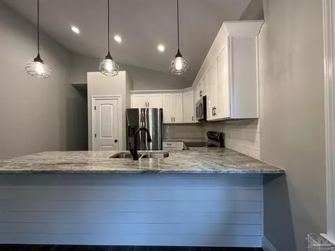 3298 Damon Dr, Milton, FL 32583 photo 9