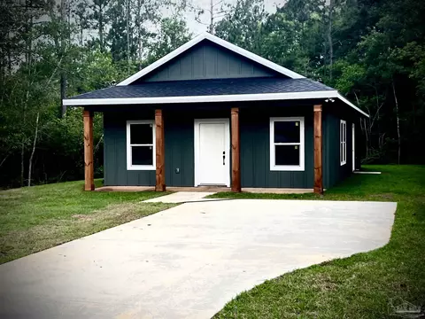 3298 Damon Dr, Milton, FL 32583