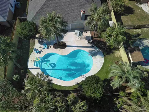 3481 Willow Ln, Gulf Breeze, FL 32563