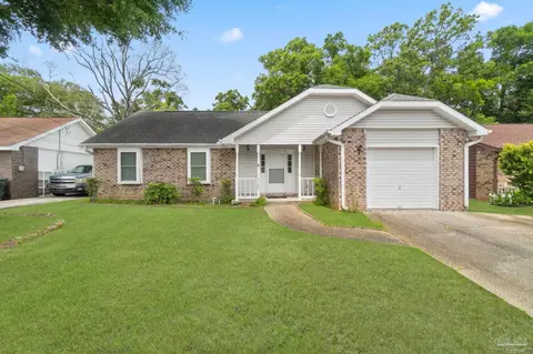 8109 Crystal Wells Pl, Pensacola, FL 32514