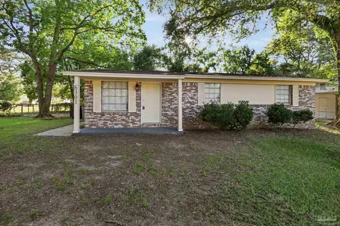 6301 Montgomery Ave, Pensacola, FL 32526