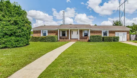 10511 Waterford Dr, Pensacola, FL 32514