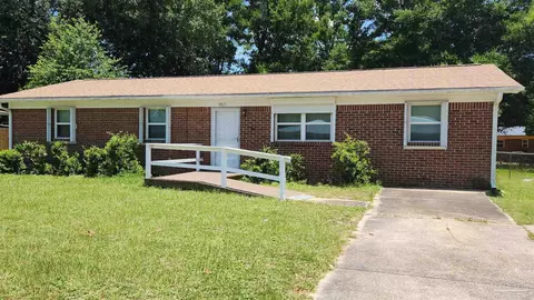 3015 Panama Dr, Pensacola, FL 32526