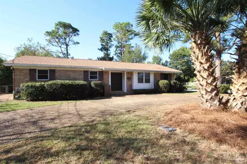 5595 San Gabriel Dr, Pensacola, FL 32504