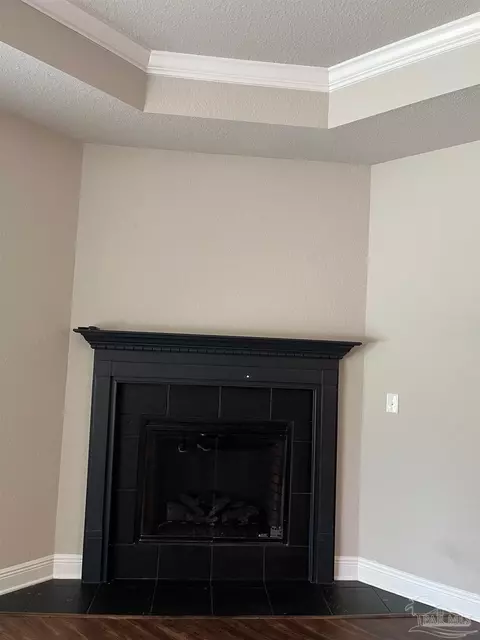Living - 5356 Parkside Dr, Pace, FL 32571 photo 4 of 5
