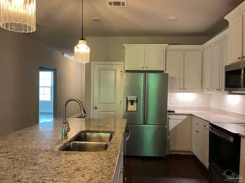Kitchen - 5356 Parkside Dr, Pace, FL 32571 photo 1 of 4