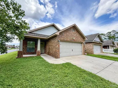 1620 Bush St, Pensacola, FL 32534
