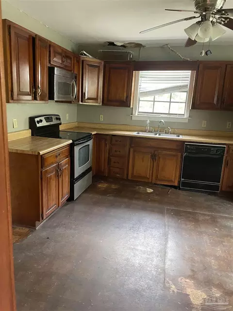 3675 Hazel Godwin Rd, Jay, FL 32565 photo 7