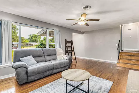 5748 Orange St, Milton, FL 32570 photo 4