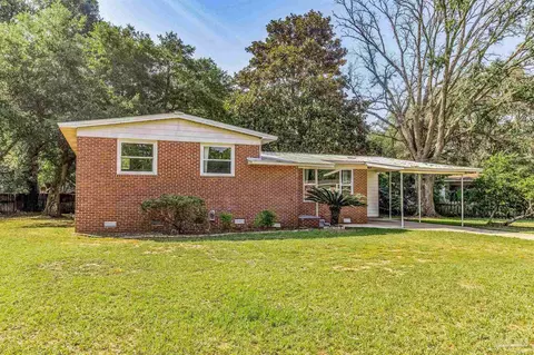 5748 Orange St, Milton, FL 32570
