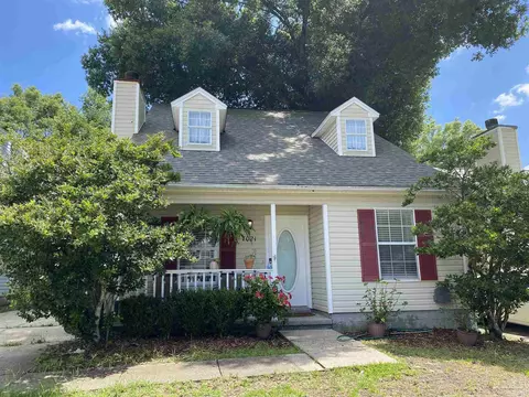7021 Weatherwood Dr, Pensacola, FL 32506