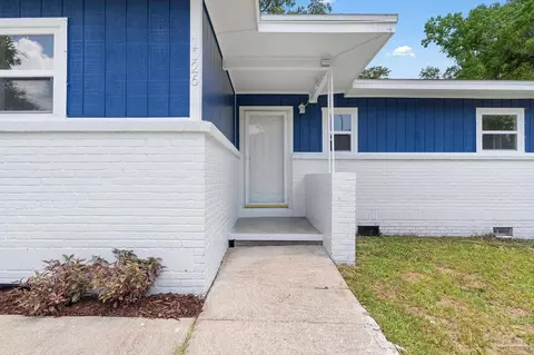 1026 Trenton Dr, Pensacola, FL 32505