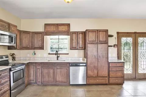 Kitchen - 2489 Dunsford Rd, Jay, FL 32565 photo 1 of 3