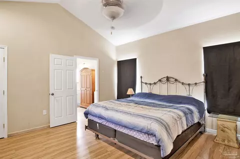 Bedroom - 2489 Dunsford Rd, Jay, FL 32565 photo 2 of 3