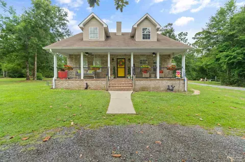 949 Day Ridge Dr, Cantonment, FL 32533