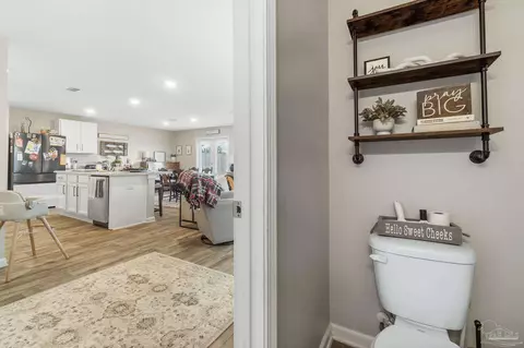 Entry Way - 4755 Integrity Ct, Milton, FL 32570 photo 4 of 6