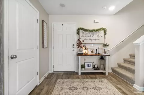 Entry Way - 4755 Integrity Ct, Milton, FL 32570 photo 3 of 6