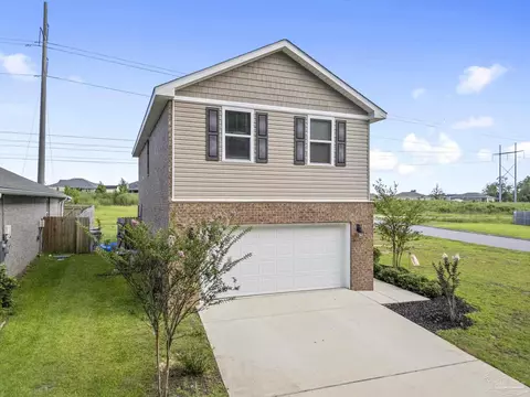 Exterior - 4755 Integrity Ct, Milton, FL 32570 photo 4 of 7
