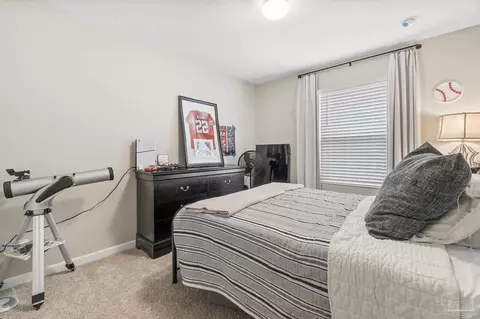 Bedroom - 4755 Integrity Ct, Milton, FL 32570 photo 8 of 9