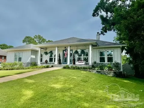 2842 Via Roma Ct, Gulf Breeze, FL 32563