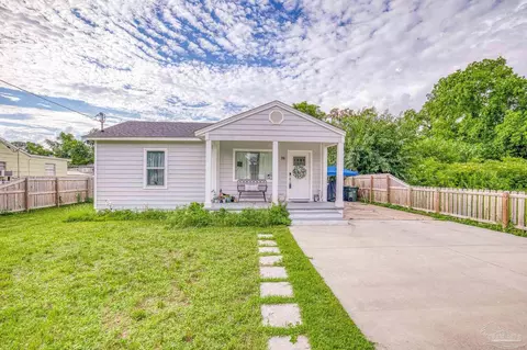 38 Sandalwood St, Pensacola, FL 32505