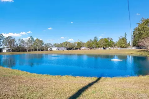 5555 Chalker Rd, Molino, FL 32577