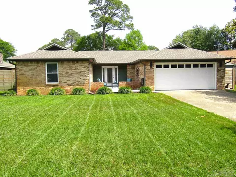 2840 Lido Blvd, Gulf Breeze, FL 32563