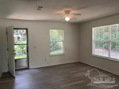 5628 Juniper St, Milton, FL 32570 photo 15