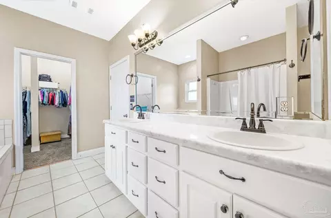 Bath - 3781 Willard Norris Rd, Pace, FL 32571 photo 3 of 4