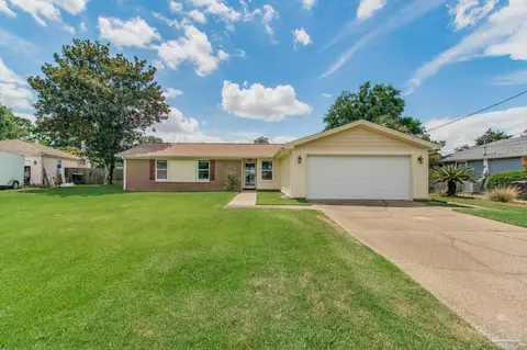 5475 Groves Ct, Pensacola, FL 32504