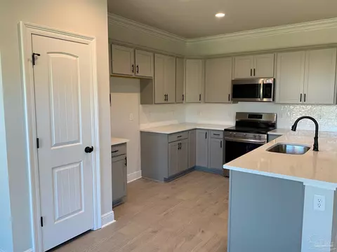 4846 Bonneville St 17-d #17-D ( ), Pace, FL 32571 photo 7