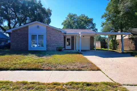 4207 Elmcrest Dr, Pensacola, FL 32504