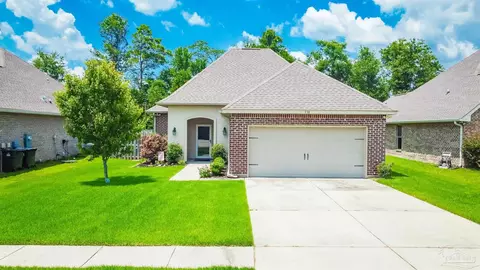 338 Topeka Rd, Pensacola, FL 32514