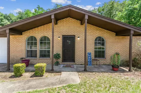 7185 Moore Ave, Pensacola, FL 32526