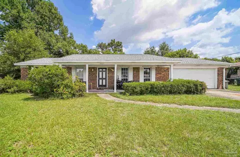 4465 Cessnock Dr, Pensacola, FL 32514