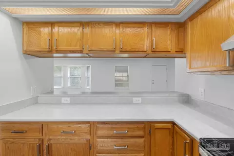 Kitchen - 1184 Heathrow Dr, Cantonment, FL 32533 photo 3 of 3