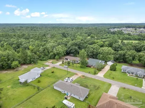 View/Area - 1184 Heathrow Dr, Cantonment, FL 32533 photo 7 of 11