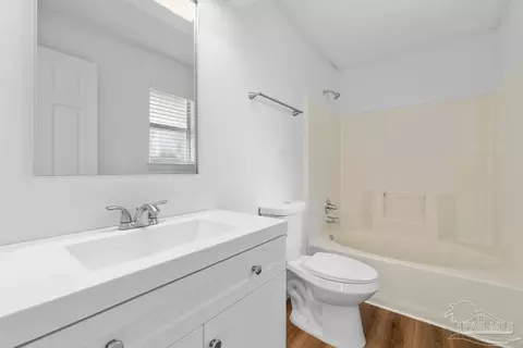Bath - 1184 Heathrow Dr, Cantonment, FL 32533 photo 3 of 3