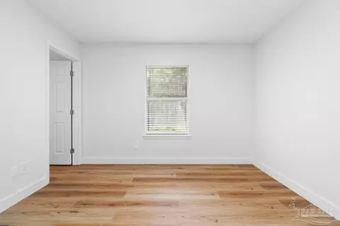 Bedroom - 1184 Heathrow Dr, Cantonment, FL 32533 photo 2 of 4