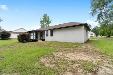 Exterior - 1184 Heathrow Dr, Cantonment, FL 32533 photo 4 of 5