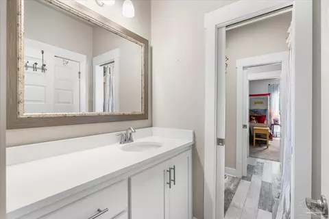 Bath - 4625 Briaroak Dr, Pace, FL 32571 photo 7 of 8