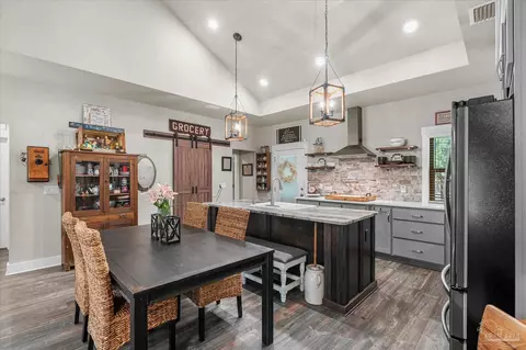 Kitchen - 4625 Briaroak Dr, Pace, FL 32571 photo 2 of 8