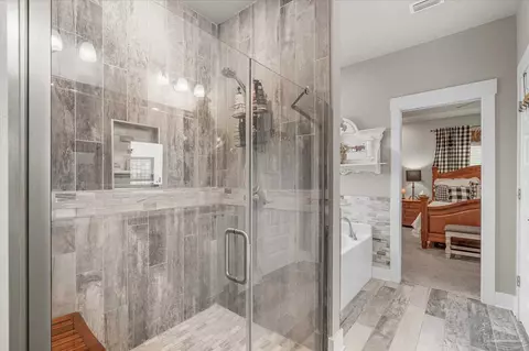 Bath - 4625 Briaroak Dr, Pace, FL 32571 photo 3 of 8