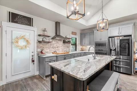 Kitchen - 4625 Briaroak Dr, Pace, FL 32571 photo 3 of 8
