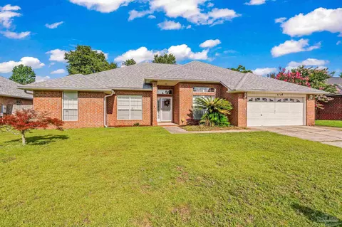 4749 Winterdale Dr, Pace, FL 32571