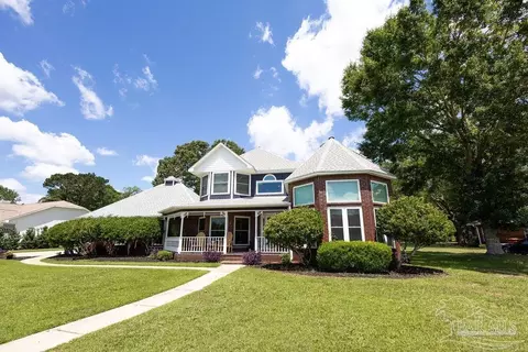 3059 Cobblestone Dr, Pace, FL 32571