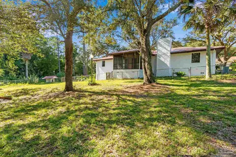 Exterior - 6467 Outer Dr, Milton, FL 32570 photo 8 of 8