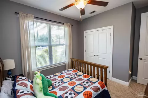 Bedroom - 7915 Silver Maple Dr, Milton, FL 32583 photo 5 of 7